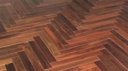 Sàn gỗ chiu liu xương cá Sàn gỗ chiu liu xương cá