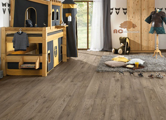 Sàn gỗ ngày càng được ưa chuộng rộng rãi bởi vẻ đẹp sang trọng mà chúng mang lại cho ngôi nhà