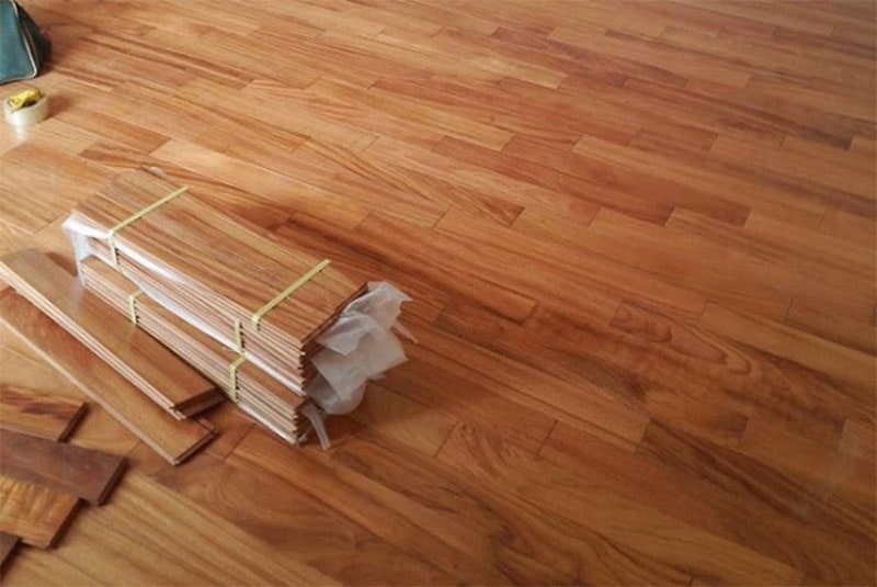 chọn sàn gỗ tự nhiên